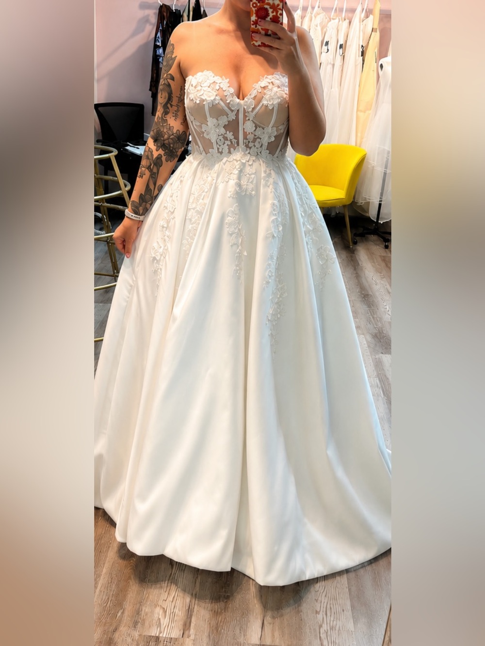 Madi Lane Colin Wedding Dress | Size 10 | Floral Lace Corset Ballgown
